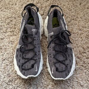 Nike SPACE HIPPIE 04 Charcoal and White Knit Sneakers